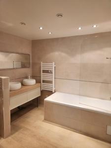 Villas Maison village de Bormes-les-Mimosas : Villa 3 Chambres