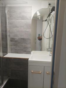 Maisons de vacances Maison 400ml a pied de la plage : photos des chambres