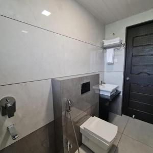 Hotel Grand Infinity Near Delhi Airport