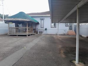 52 Weston Holiday Home