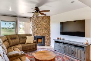 Golf Views and Pool Access Central Scottsdale Condo