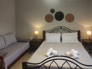 Cleopatras Cozy Cottage