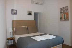 9min Metro to Downtown - couples&kids - free parking