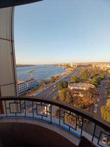 Montys Nile View Apartment - Aswan Plaza