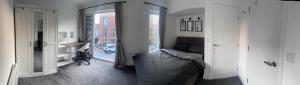 Cosy Room - 90secs to Bus stop & convenience store