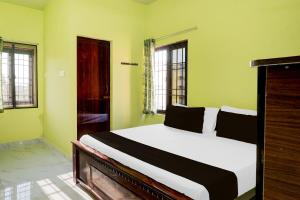 SPOT ON Shri Krishna Guest house