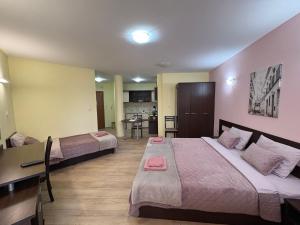 Sun Palace Suites
