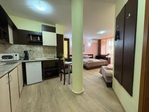 Sun Palace Suites