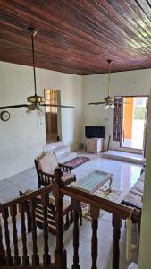 Wonderful 3 Bedroom Home Close To Everything