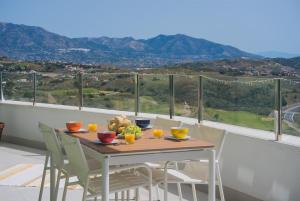 Split-level apartment with spa & private rooftop - Alojamientos sin categoría en Málaga