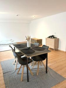 New Studio, Central & Quiet