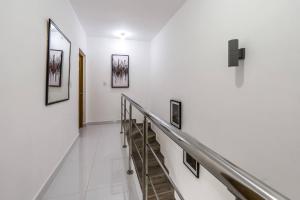 Villa 3BR, pool, near downtown and airport