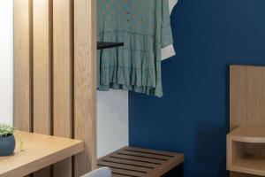 Captains Seafront Apartments