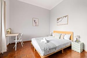 Relaxing Double Room in Belmore - Convenient Stay Near Shops - Shared Bathroom