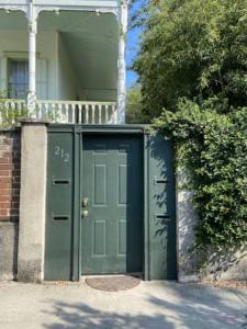 2BDR 2BATH Prime Location Walk to Forsyth Park!