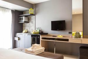 Ploen Chaweng by Tolani