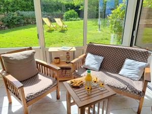 Maisons de vacances Holiday Home in Plouarzel near Sandy Beach : photos des chambres