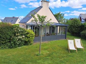 Maisons de vacances Holiday Home in Plouarzel near Sandy Beach : photos des chambres