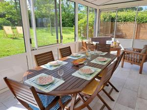 Maisons de vacances Holiday Home in Plouarzel near Sandy Beach : Maison de Vacances 3 Chambres 