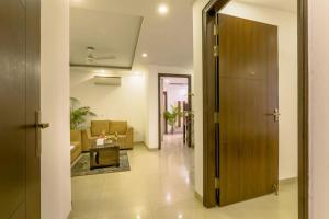 Parfait Street retreat 2Bhk Paras Fortis Balcony