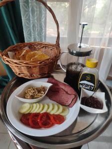 Kalahari Sand Ridge Inn - Quiet Self-catering Eco Lodge Near Victoria Falls, Livingstone