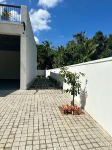 Lake Round Luxury House