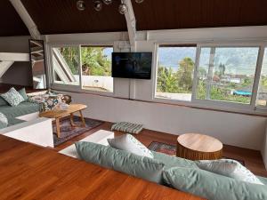 DELIMA A Frame House