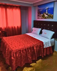 Visita Lima con excelente ubicación, wifi gratis y vistas en "Hostal Paris"