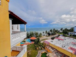 Tropikal Homes Gateaway Eden