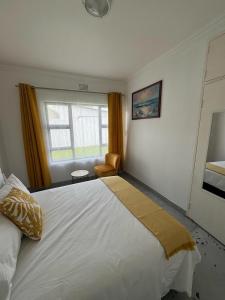 Three Bedroom House Spacious and Comfortable