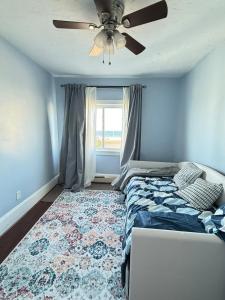 Ocean View Cozy Stay 3