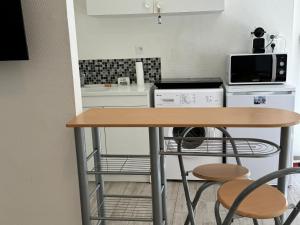 Studio 2 pers, accès direct plage Les Sables-dOlonne - FR-1-197-623