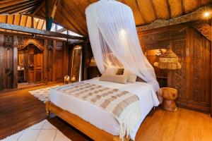 Stunning & Unique 4 Bed Villa, Daily Bfast