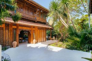 Stunning & Unique 4 Bed Villa, Daily Bfast