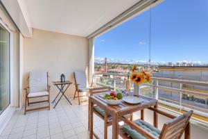 Port Azur Sea View - Happy Rentals