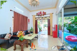 Biệt Thự 5PN có Hồ Bơi Giao Nhà Nguyên Căn