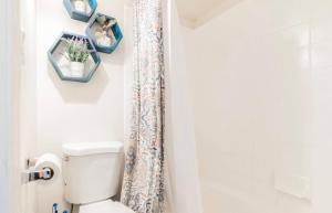 Ultimate Getaway Apartment w Firepit & Fitness!