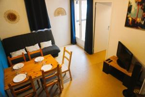 Le Sun Piscine Tennis parking Vue mer wi-fi climatisation