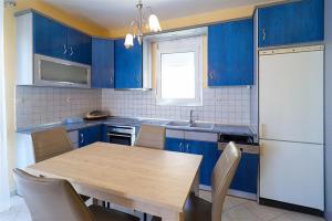 Aliki Apartment Polychrono 2 bedroomes 8 guests