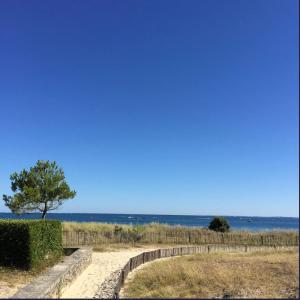 Maison en résidence avec piscine à 3m de la plage