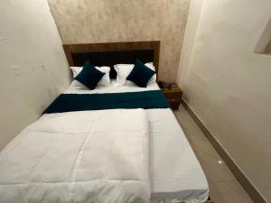 HOTEL O YOGITA INN