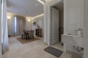 Cozy apartment with 3 bedrooms and outdoor area