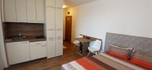 sunny view cacao beach