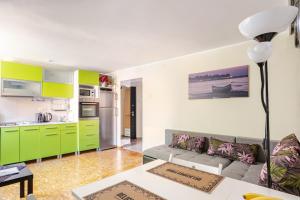 White Bear 1663 Zemun Oldest House Apartment