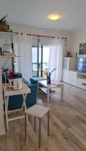 Lanza Ocean2 with a pool and near the beach