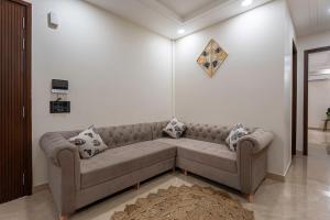 Fortune Home Service Apartment 3 Bhk, J-267, SAKET