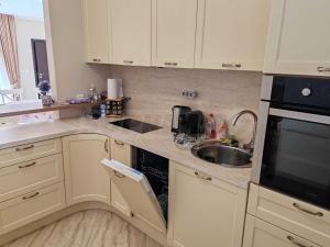 Private Villa in Elenite Resort