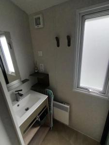 Campings Mobil home premium 8 pers camping 4 etoiles : photos des chambres