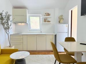 Studio Petrovac - Ubytování bez kategorie ve městě Kravlja