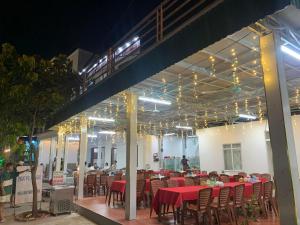 Việt Hưng Hotel Minh Châu